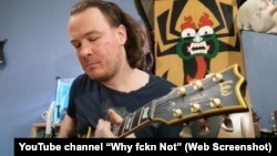 Крымчанин Евгений Швед, стоп-кадр из его YouTube-канала «Why fckn Not»