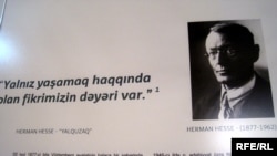 Sərgidə 1945-ci ildən bu yana mükafatlandırılan 12 yazıçıdan 7-nin 50-yə yaxın kitabı nümayiş olunur