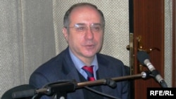 Jurnalist Etibar Babayev dostu ilə bağlı xatirələrini danışır, 2 fevral 2007